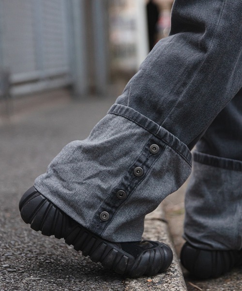 favclo.（ファブクロ）の「turn back denim pants/ ターンバックデニムパンツ（デニムパンツ・レディース・ブラック/ブルー・SMALL/X-SMALL）」の16枚目の写真