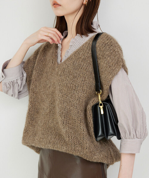 SLOBE IENA（スローブイエナ）の「Vネックスタンドフリル5分袖ブラウス 