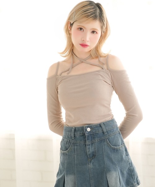 DearMyLoveRose(ディアマイラブローズ)の「ホルターネックオフショルテレコトップス(Tシャツ/カットソー・レディース・ホワイト/モカ/ブラック/ベビーピンク・FREE)」の3枚目の写真