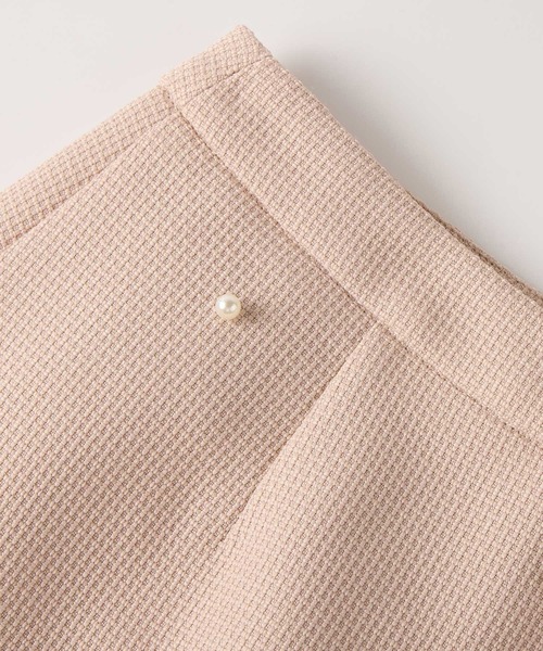 SAISON DE PAPILLON(セゾンドパピヨン)の「パール付きハイウエストツイードミニスカート(スカート・レディース・ブラウン/ピンクベージュ/ブラック・S/M/L)」の6枚目の写真
