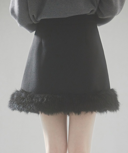 SAISON DE PAPILLON(セゾンドパピヨン)の「パール付きハイウエストツイードミニスカート(スカート・レディース・ブラウン/ピンクベージュ/ブラック・S/M/L)」の14枚目の写真