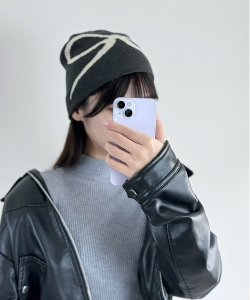 Silly（シリー）の「【韓国ストリートに◎】リボンロゴビーニー（ニットキャップ/ビーニー・レディース・ブラック/グレー/ライトグレー・FREE）」の13枚目の写真