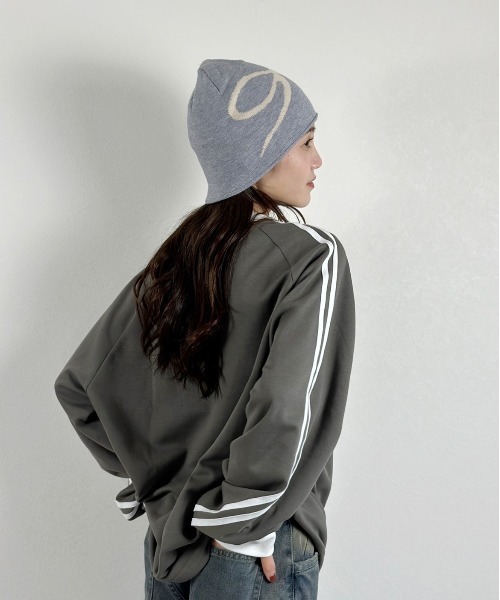 Silly（シリー）の「【韓国ストリートに◎】リボンロゴビーニー（ニットキャップ/ビーニー・レディース・ブラック/グレー/ライトグレー・FREE）」の10枚目の写真