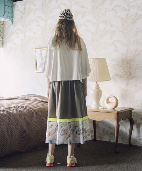 bedsidedrama(ベットサイドドラマ)の「Arts & Science Slide Skirt(スカート・レディース・ベージュ/ブラック・1)」の5枚目の写真