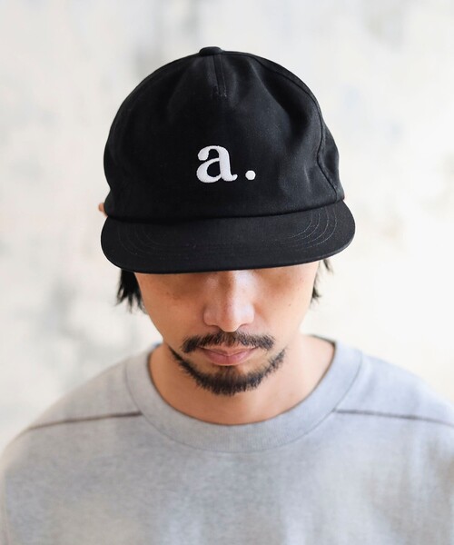 B:MING by BEAMS（ビーミングバイビームス）の「ambiance / Logo Cap（キャップ・メンズ・ブラック/レッド・ONE SIZE）」の3枚目の写真