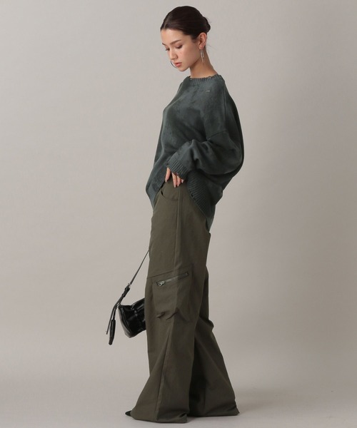 FOREVER 21（フォーエバー トゥエンティーワン）の「【2024FW】ストレートカーゴパンツ（カーゴパンツ・レディース・ブラック/カーキ・SMALL/MEDIUM）」の4枚目の写真