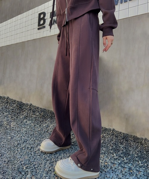 aimoha(アイモハ)の「裏起毛リラックススウェットパンツ(スウェットパンツ・レディース・ダークグレー/ベージュ/ネイビー/パープル/オレンジ/チョコ・FREE)」の3枚目の写真