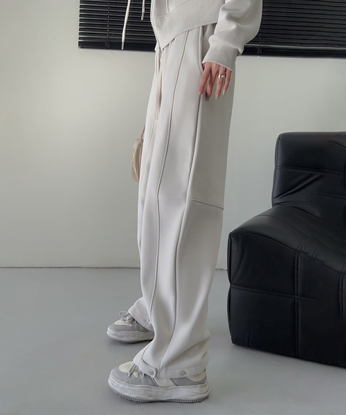 aimoha(アイモハ)の「裏起毛リラックススウェットパンツ(スウェットパンツ・レディース・ダークグレー/ベージュ/ネイビー/パープル/オレンジ/チョコ・FREE)」の7枚目の写真