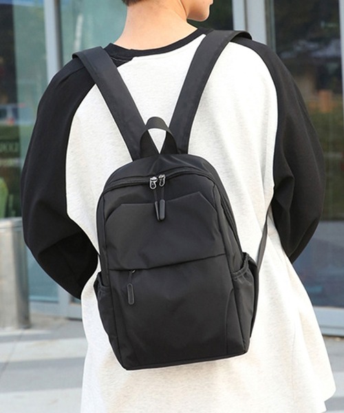 セール】【軽量・撥水加工】 シンプル無地コンパクトリュック/背面