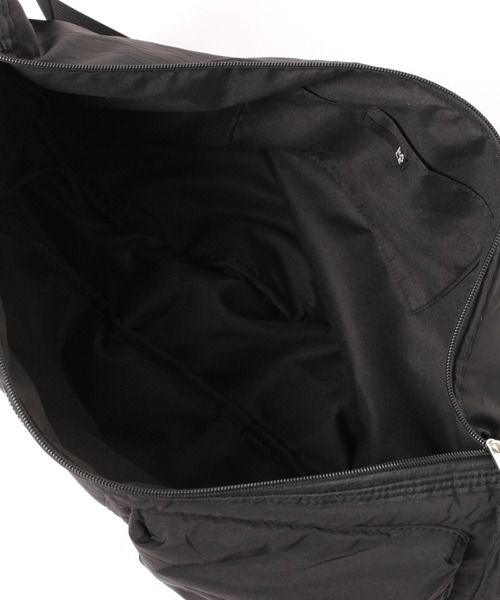 LAKOLE（ラコレ）の「ZIPポケットショルダーバッグ / 254361（ショルダーバッグ・メンズ・ブラック/カーキ・FREE）」の11枚目の写真