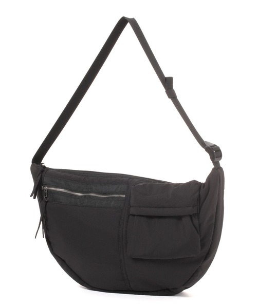 LAKOLE（ラコレ）の「ZIPポケットショルダーバッグ / 254361（ショルダーバッグ・メンズ・ブラック/カーキ・FREE）」の21枚目の写真