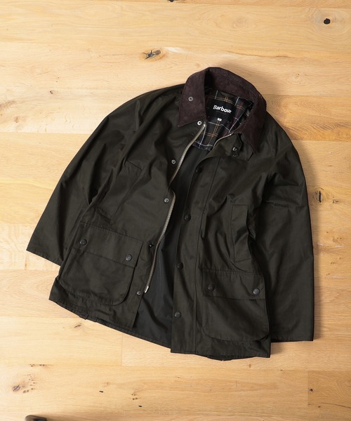 BEAMS F（ビームスエフ）の「【別注】Barbour / BEDALE CLASSIC FIT ピーチスキン ジャケット（ブルゾン・メンズ・オリーブ/ブラック/ネイビー・34/42/40/38/36/44）」の4枚目の写真