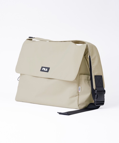 FILA(フィラ)★ベーシックラージメッセンジャーバッグ FILA フィラ ショルダーバッグ メンズ レディース 軽量 大容量