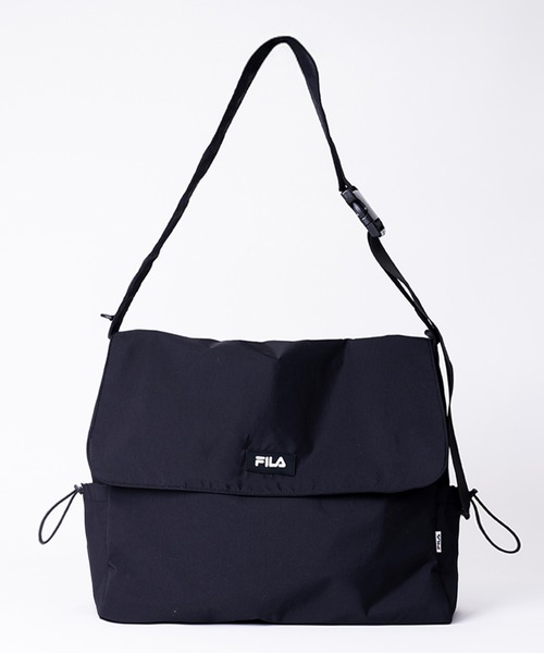 FILA（フィラ）の「FILA フィラ ブランド ロゴ ラバーワッペン 大容量 軽量 ナイロン フラップ ショルダーバッグ 約25L（ショルダーバッグ・メンズ・ブラック/ベージュ/グレー・FREE）」の20枚目の写真