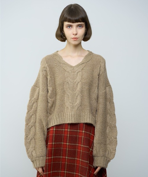 DEICY（デイシー）の「BIGケーブルニットプルオーバー（ニット/セーター・レディース・ピンク/モカ/オフホワイト・FREE）」の2枚目の写真