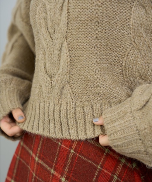 DEICY（デイシー）の「BIGケーブルニットプルオーバー（ニット/セーター・レディース・ピンク/モカ/オフホワイト・FREE）」の9枚目の写真