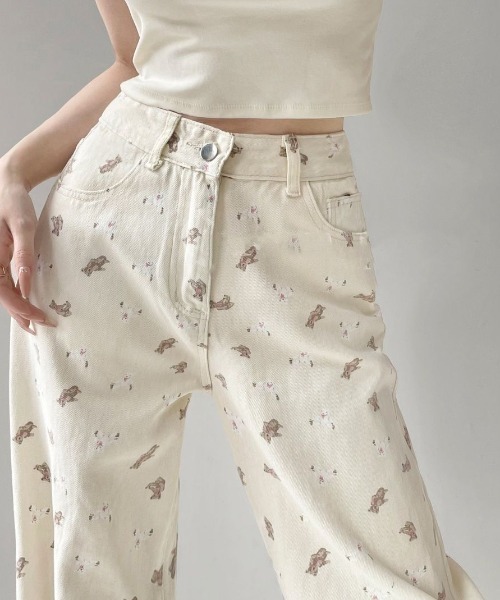 Teem Store（チームストア）の「ベアーモチーフ 総柄 ワイドパンツ（デニムパンツ・レディース・ホワイト・M/S/L）」の5枚目の写真