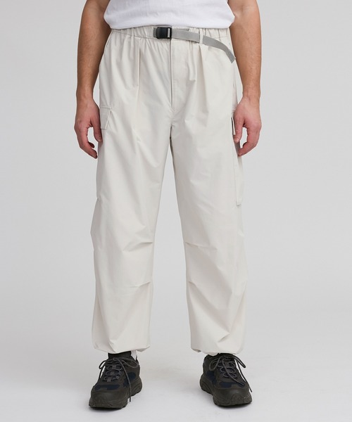 Saturdays NYC（サタデーズ ニューヨークシティ ）の「Balugo Wide Pant（カーゴパンツ・メンズ・オフホワイト/オリーブ/ブラック・L/M/S/XL）」の2枚目の写真