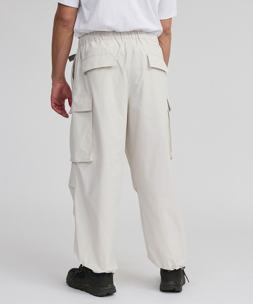 Saturdays NYC（サタデーズ ニューヨークシティ ）の「Balugo Wide Pant（カーゴパンツ・メンズ・オフホワイト/オリーブ/ブラック・L/M/S/XL）」の14枚目の写真