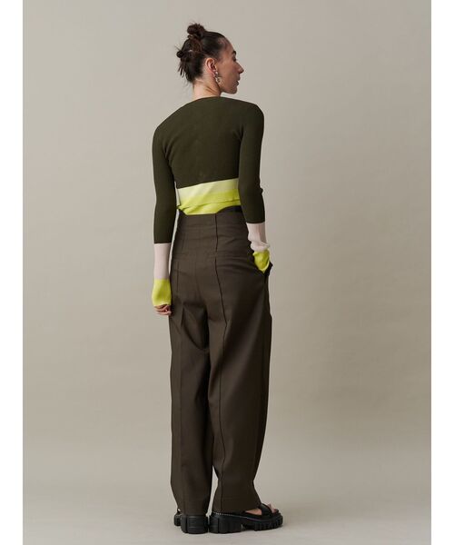 UN3D.（アンスリード）の「CURVE BELT LAYERED PT / カーブベルトレイヤードパンツ（その他パンツ・レディース・ベージュ/カーキ/ブラック・38/36）」の14枚目の写真