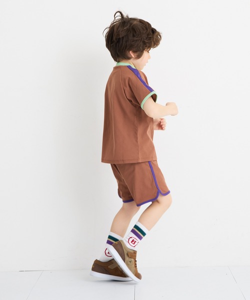 MARKEY'S（マーキーズ）の「サイドラインアルファベットTシャツ【セットアップ可能】（セットアップ・キッズ・ブルー/オフホワイト/ブラウン・150/140/130/120/110/100/95/90/80）」の12枚目の写真