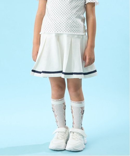 Lycee mine（リセマイン）の「プリーツスカート(インナーパンツ付き)（スカート・キッズ・ライトピンク/オフホワイト/トップグレー/ネイビー/サックスブルー・130cm/120cm/110cm/100cm/140cm/150cm）」の2枚目の写真