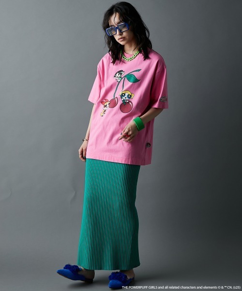 GEVS.(ジェイヴィス)の「パワーパフ ガールズ/綿100%チェリー柄ヴィンテージ風プリントTシャツ<大きいサイズ有>GEVS.(Tシャツ/カットソー・レディース・オフホワイト/ブラック/ピンク・M/L/LL/3L/4L/5L)」の12枚目の写真