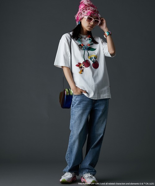 GEVS.(ジェイヴィス)の「パワーパフ ガールズ/綿100%チェリー柄ヴィンテージ風プリントTシャツ<大きいサイズ有>GEVS.(Tシャツ/カットソー・レディース・オフホワイト/ブラック/ピンク・M/L/LL/3L/4L/5L)」の17枚目の写真