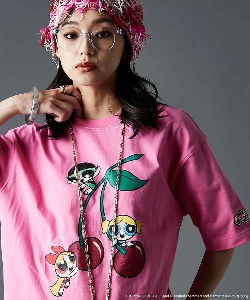 GEVS.(ジェイヴィス)の「パワーパフ ガールズ/綿100%チェリー柄ヴィンテージ風プリントTシャツ<大きいサイズ有>GEVS.(Tシャツ/カットソー・レディース・オフホワイト/ブラック/ピンク・M/L/LL/3L/4L/5L)」の21枚目の写真
