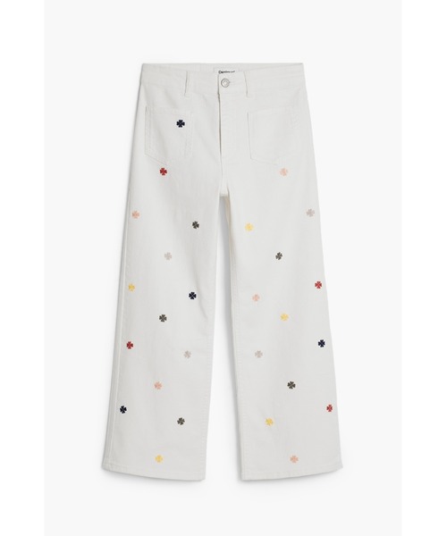 Desigual(デシグアル)の「クローバー柄のカウボーイキュロット(デニムパンツ・レディース・マルチ・36/38/40/44/34/42)」の1枚目の写真