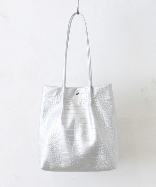 MAISON BREEZE（メゾンブリーズ）の「【MAISON BREEZE】クロコ型押し ミドルタックトートバッグ SNBD（トートバッグ・レディース・モカ/アイボリー/ブラック/シルバー・FREE）」の7枚目の写真