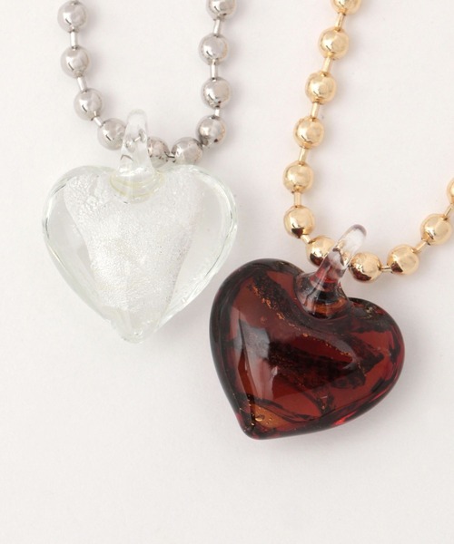 LOWRYS FARM（ローリーズファーム）の「ガラスハートネックレス 326065（ネックレス・レディース・ブラウン/その他/その他1/カーキ・FREE）」の6枚目の写真