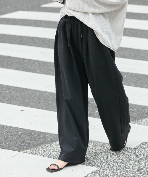 JOURNAL STANDARD(ジャーナルスタンダード)の「サマー裏毛イージーワイドパンツ(スウェットパンツ・レディース・チャコールグレー/ブラック・FREE)」の2枚目の写真