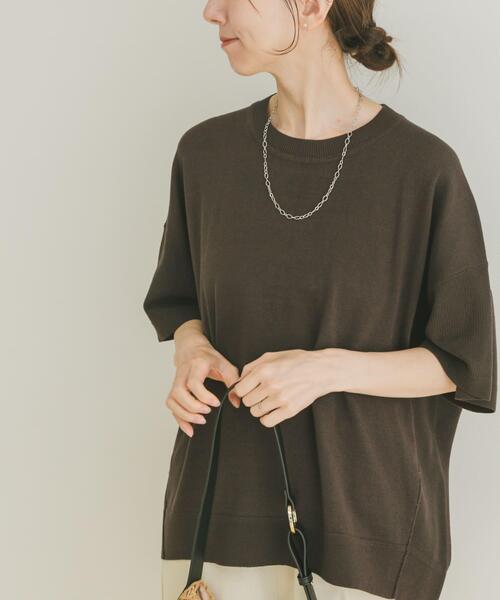 ITEMS URBANRESEARCH（アイテムズ アーバンリサーチ）の「ニットTシャツ（ニット/セーター・レディース・オレンジ/モカ/オフホワイト/ブラック/ブラウン系その他/チャコールグレー・FREE）」の3枚目の写真