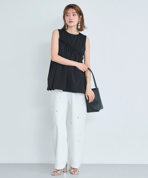 attiree(アティレー)の「ビジュー付きパンツ(スラックス・レディース・ホワイト/ブラック・SMALL/LARGE/MEDIUM)」の2枚目の写真