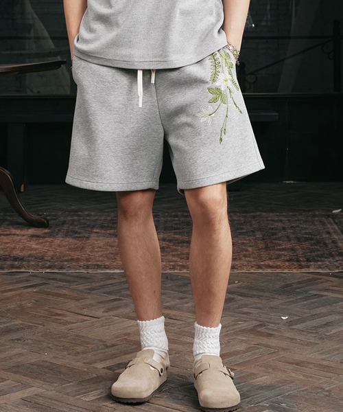 DRIFTOUT ユニセックス SNKRS WHITE FLOWER スウェット matsui/別注 ｢WARNING」バックフェルト刺繍 クルーネック