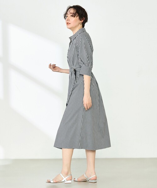 NOLLEY’S(ノーリーズ)の「ウォッシャブル高密度ストレッチシャツワンピース(シャツワンピース・レディース・ネイビー/ブラック系その他・36/38)」の5枚目の写真
