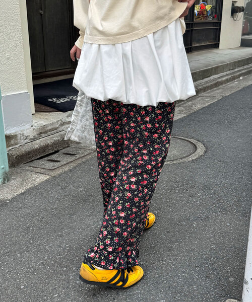 CIAOPANIC（チャオパニック）の「カットフラワーフリルパンツ（その他パンツ・レディース・ブラック/オフホワイト/ベージュ・MEDIUM/SMALL）」の15枚目の写真