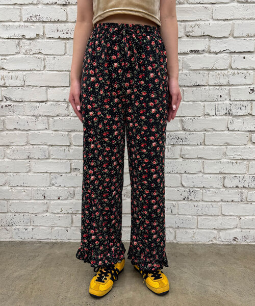 CIAOPANIC（チャオパニック）の「カットフラワーフリルパンツ（その他パンツ・レディース・ブラック/オフホワイト/ベージュ・MEDIUM/SMALL）」の19枚目の写真