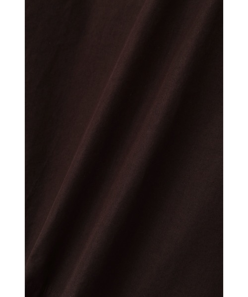 MHL.（エムエイチエル）の「COMPACT COTTON POPLIN（シャツ/ブラウス・メンズ・ブルー/ダークブラウン・LARGE/MEDIUM/SMALL）」の5枚目の写真