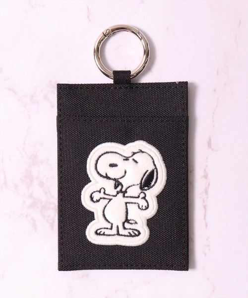 PEANUTS（ピーナッツ）の「(ACT)【PEANUTS】アップリケ シングル パスケース（パスケース・レディース・ブラック/ライトブルー/ベージュ/ダークグリーン・ONE SIZE）」の14枚目の写真