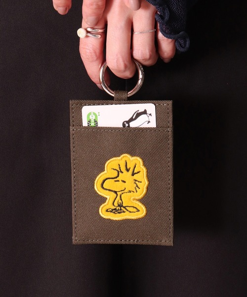 PEANUTS（ピーナッツ）の「(ACT)【PEANUTS】アップリケ シングル パスケース（パスケース・レディース・ブラック/ライトブルー/ベージュ/ダークグリーン・ONE SIZE）」の17枚目の写真