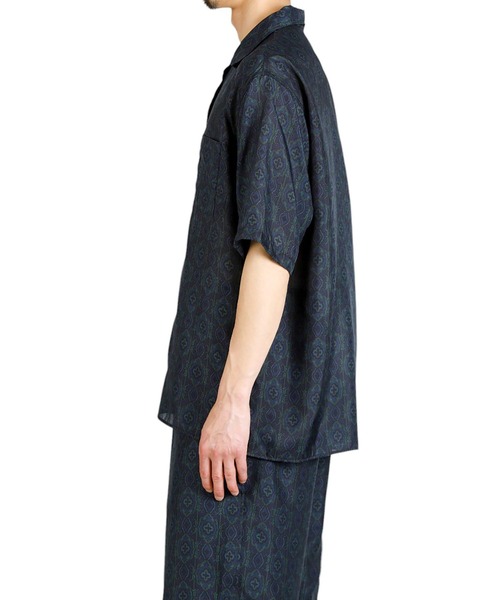 marka（マーカ）の「marka / マーカ：SILK OPEN COLLAR SHIRT：M25A-22SH02B[COR]（シャツ/ブラウス・メンズ・その他1/グレー系その他・2/1）」の8枚目の写真
