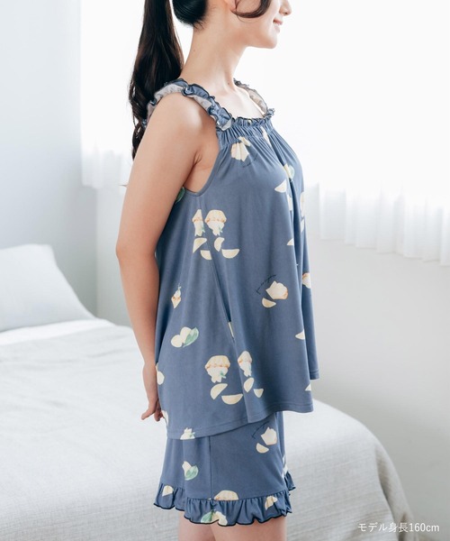 fran de lingerie（フランデランジェリー）の「「tororelax とろリラ」フリルノースリーブトップス＆ショートパンツ セットアップ（キャミソール・レディース・コーラルピンク/アイボリー/ブラック/ネイビー・M-L）」の10枚目の写真