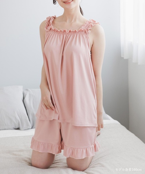 fran de lingerie（フランデランジェリー）の「「tororelax とろリラ」フリルノースリーブトップス＆ショートパンツ セットアップ（キャミソール・レディース・コーラルピンク/アイボリー/ブラック/ネイビー・M-L）」の8枚目の写真