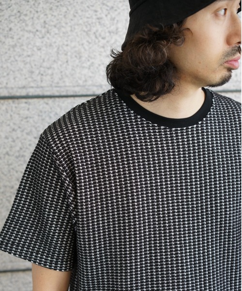 BEAVER（ビーバー）の「B omnivore/ビーオムニボー　イレギュラーワッフルクルーネック（Tシャツ/カットソー・メンズ・ホワイト/ブラック・M/L）」の8枚目の写真