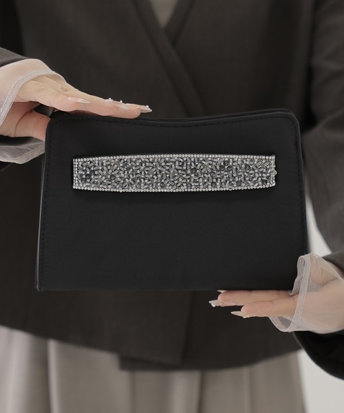 Lace Ladies(レースレディース)の「ビジュー ベルト付き コンパクト スクエア パーティー バッグ(クラッチバッグ・レディース・ブラック/ベージュ/シルバー・FREE)」の4枚目の写真