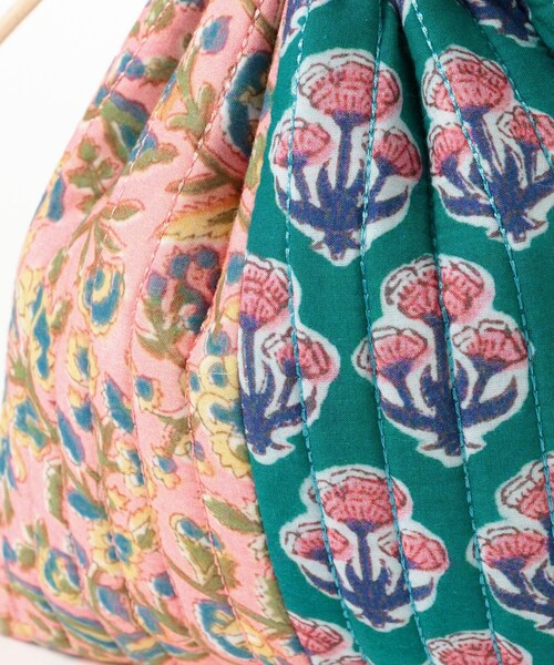 Ray BEAMS(レイビームス)の「【別注】Lilas Campbell / キルト ミニショルダー バッグ(トートバッグ・レディース・その他1/その他・ONE SIZE)」の5枚目の写真