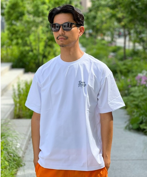Rivvia PROJECTS(リヴィアプロジェクツ)の「【Rivvia PROJECTS】 FIVE STAR RASH S/S TEE(Tシャツ/カットソー・メンズ・ブラック/ホワイト・MEDIUM/LARGE/X-LARGE)」の1枚目の写真
