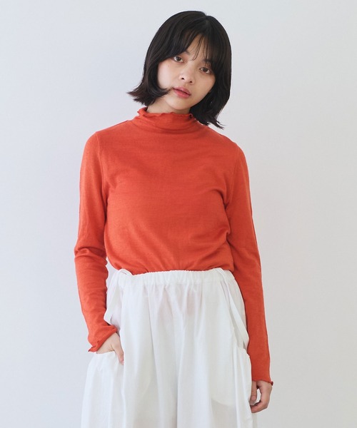 bulle de savon（ビュルデサボン）の「△ウール/シルク 製品染め タートルプルオーバー（Tシャツ/カットソー・レディース・オレンジ/ブラウン/ピンク/グリーン/カーキ/ブルー・FREE）」の6枚目の写真